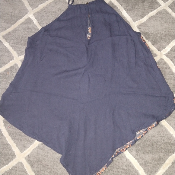 Maurices handkerchief top - Picture 3 of 3